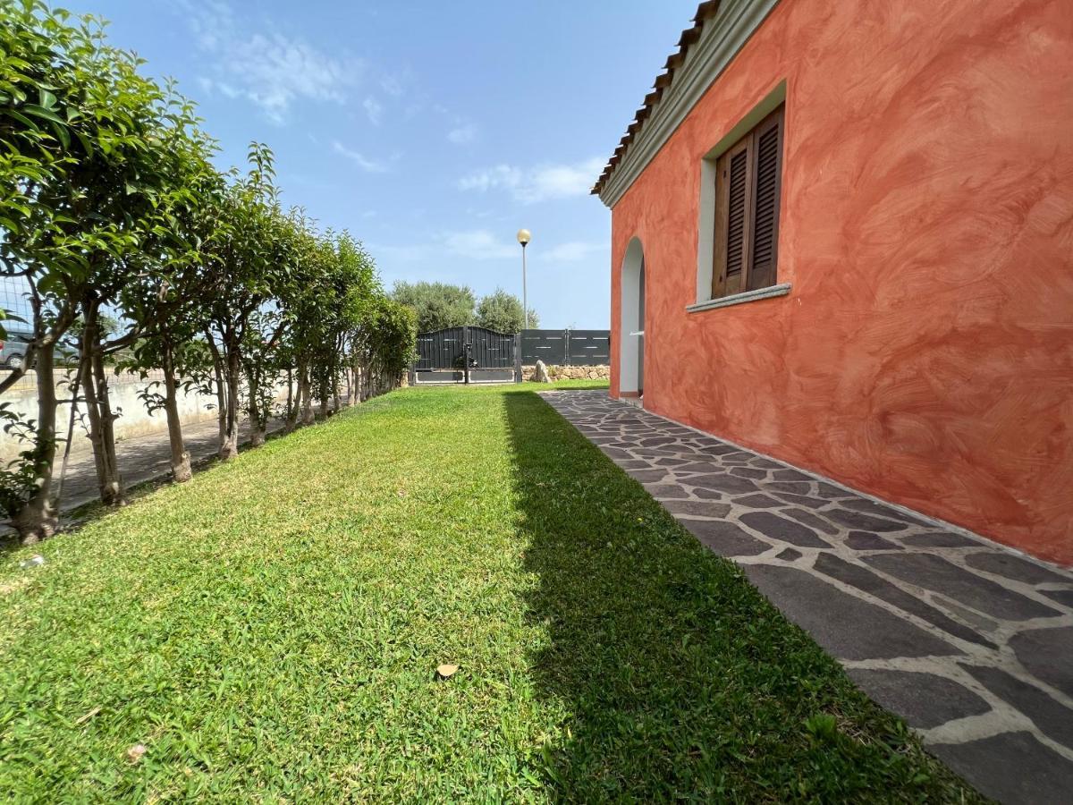 Villa Antonella San Teodoro  Εξωτερικό φωτογραφία
